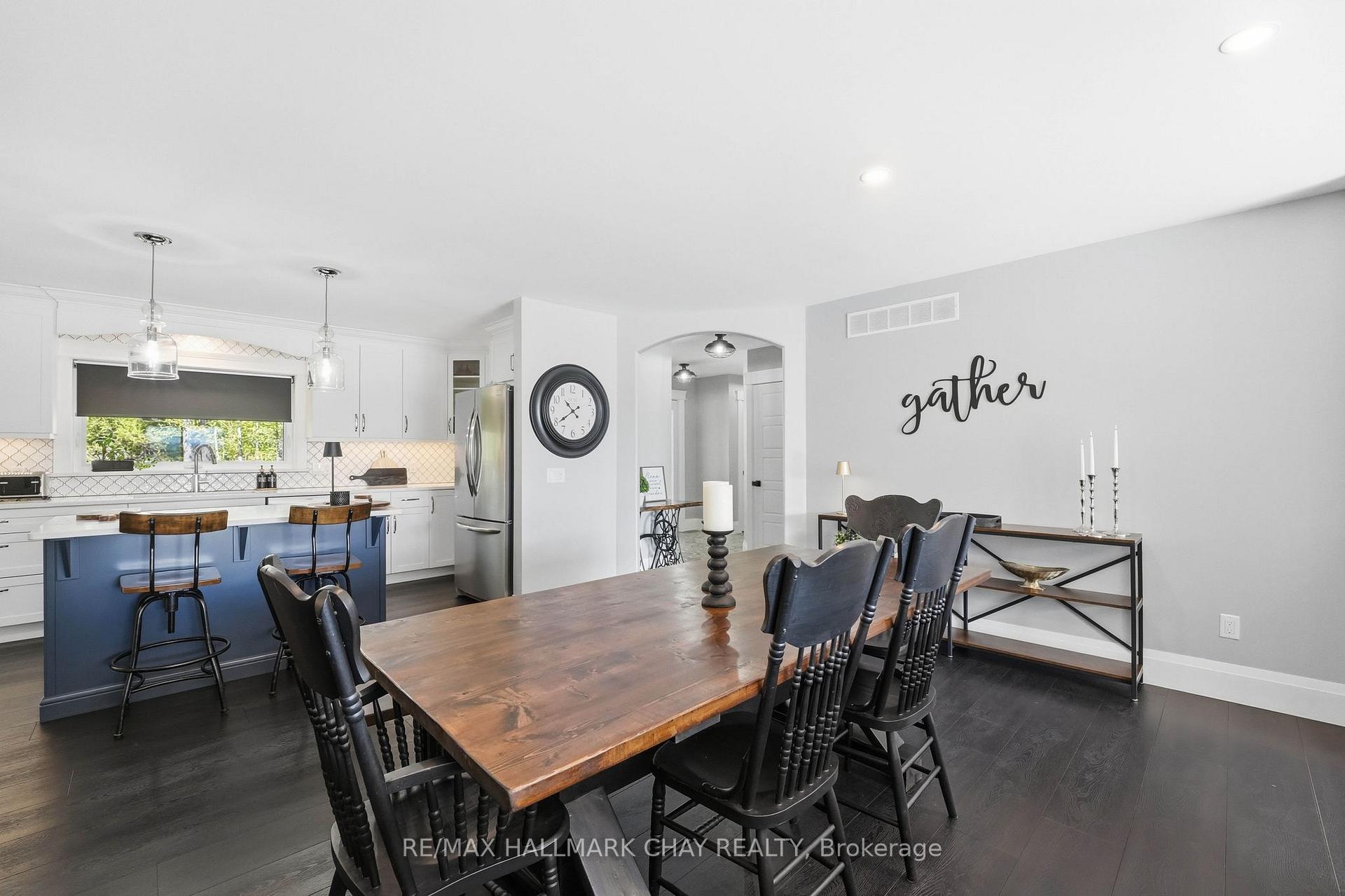 Photo 20 of 18 Baker Boulevard, Kawartha Lakes, Laxton/Digby/Longford — HOMEH