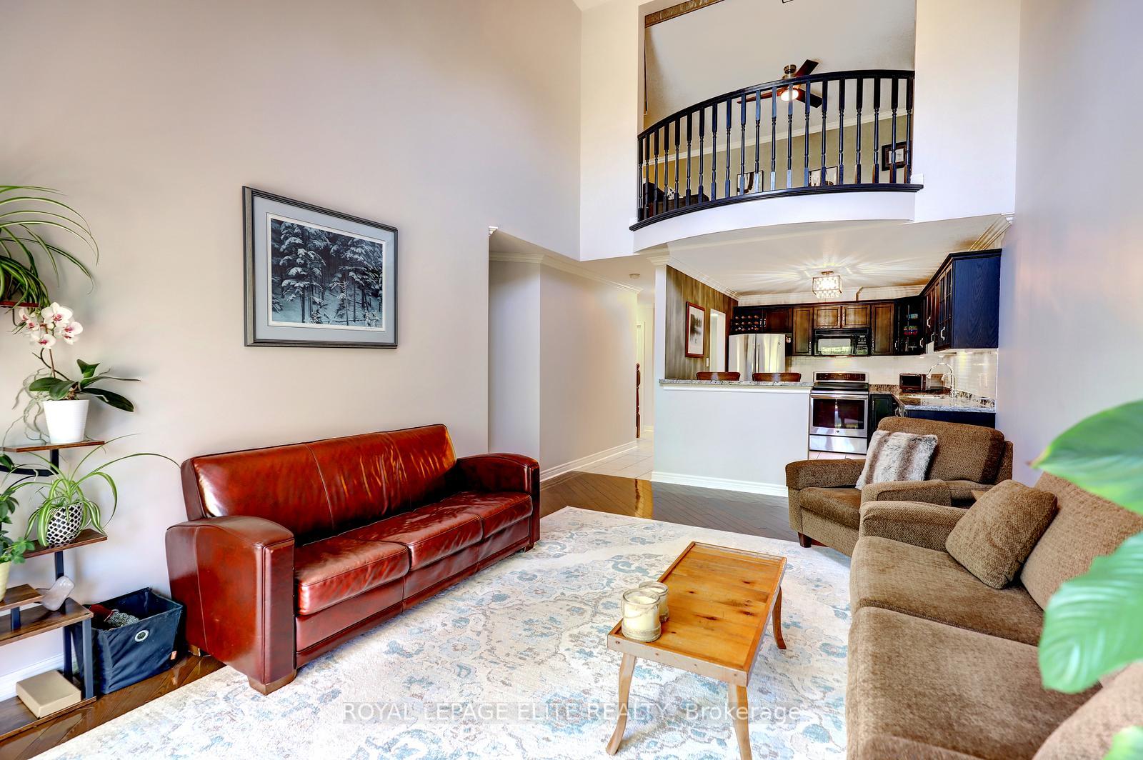 Photo 13 of 118 Lynch Circle, Guelph, Pineridge/Westminster Woods — HOMEH