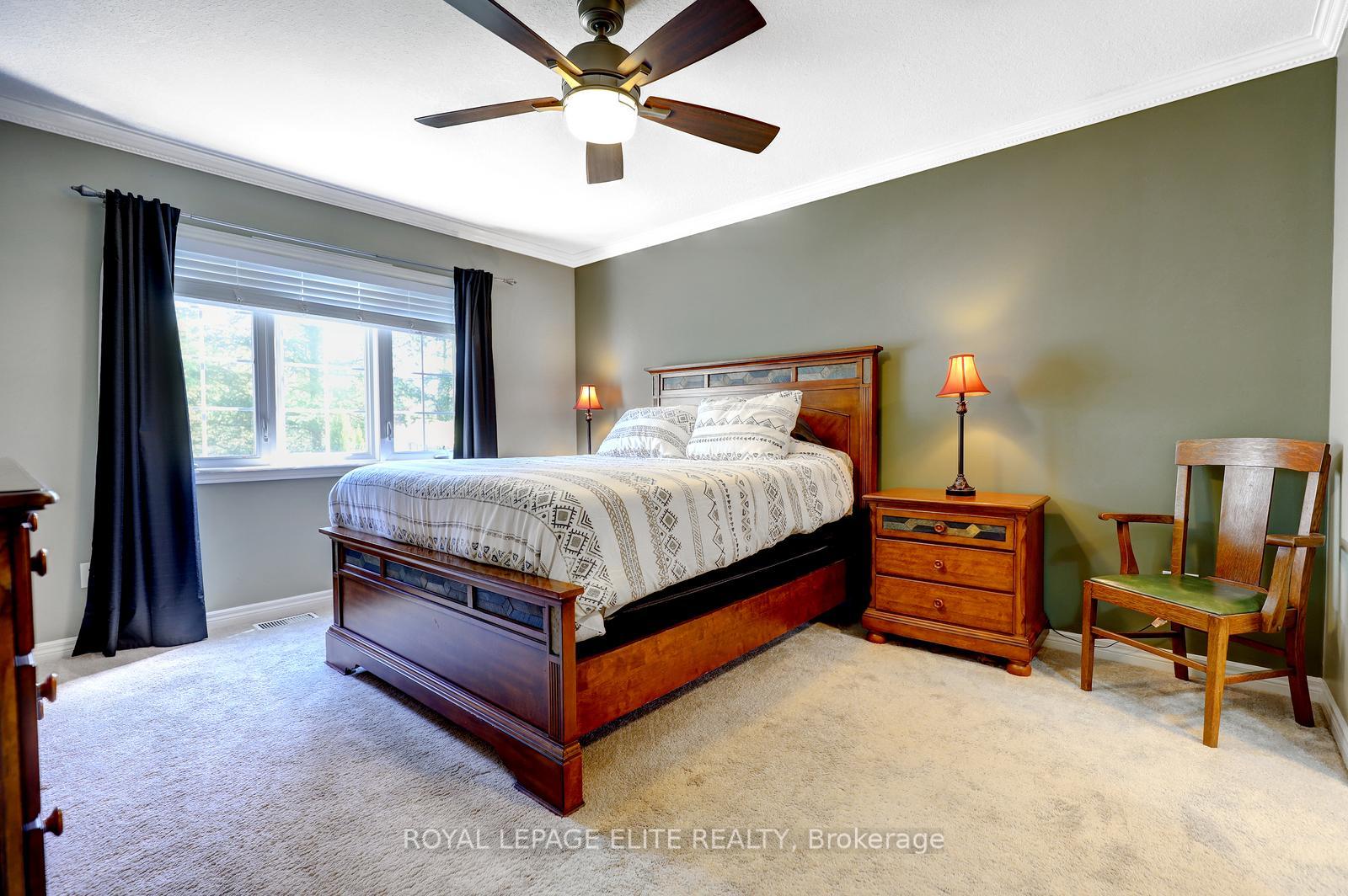 Photo 16 of 118 Lynch Circle, Guelph, Pineridge/Westminster Woods — HOMEH