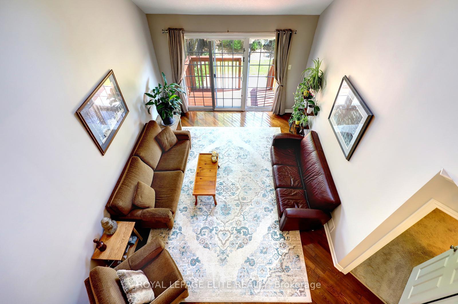 Photo 20 of 118 Lynch Circle, Guelph, Pineridge/Westminster Woods — HOMEH