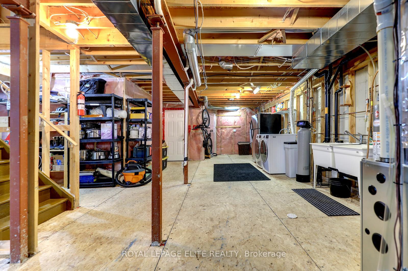 Photo 30 of 118 Lynch Circle, Guelph, Pineridge/Westminster Woods — HOMEH