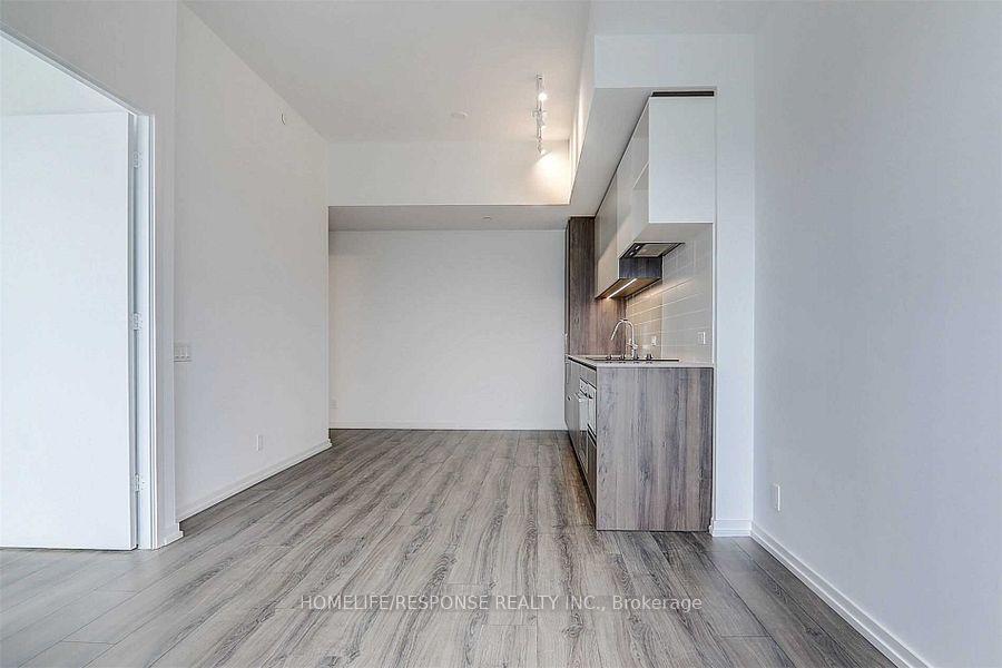 Photo 13 of Unit 1701, 1000 Portage Parkway, Vaughan, Vaughan Corporate Centre — HOMEH