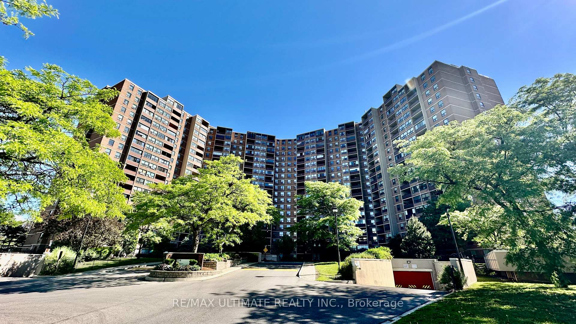 Photo 1 of Unit 1710, 714 The West Mall, Etobicoke, Eringate-Centennial-West Deane — HOMEH