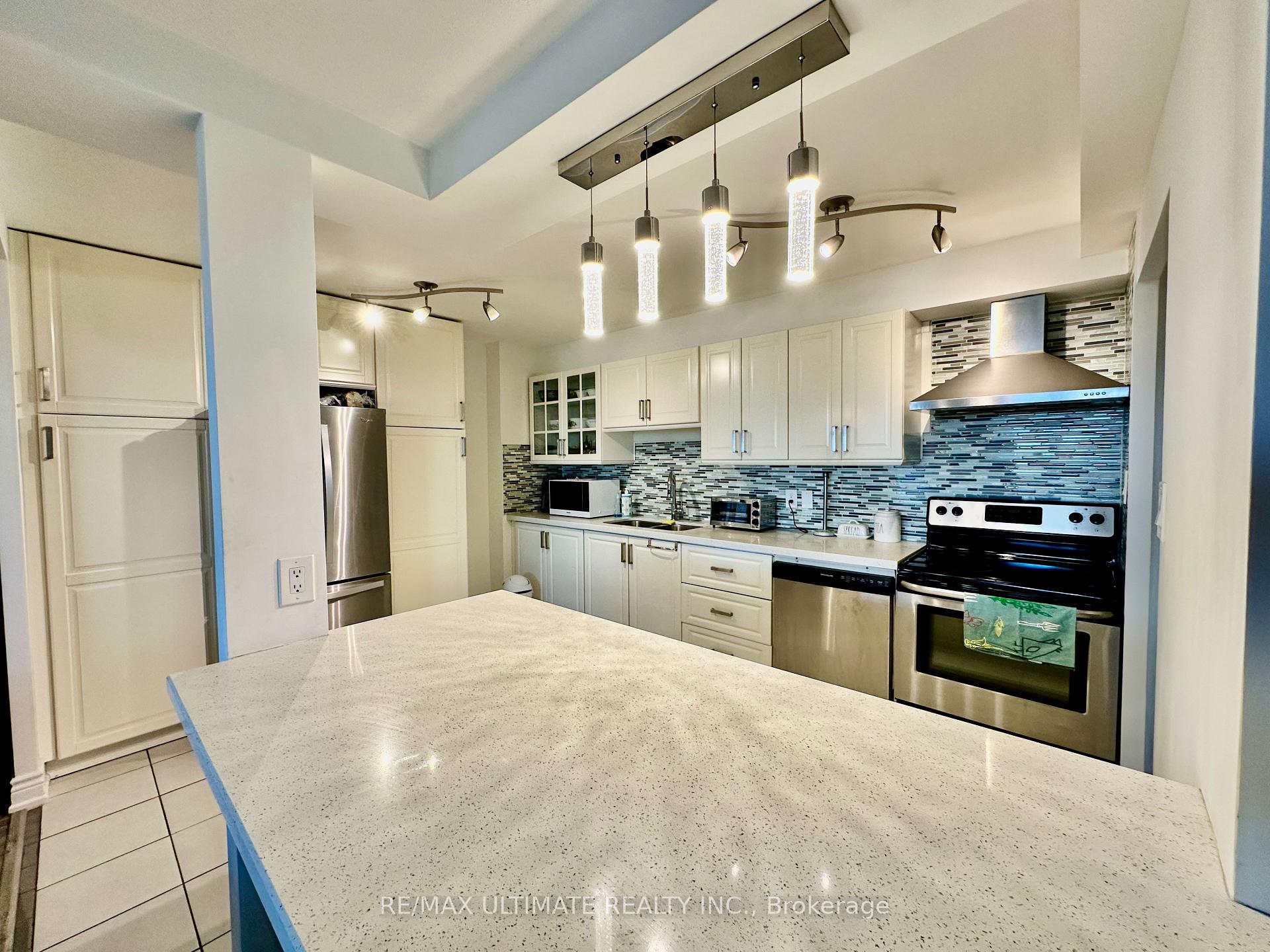 Photo 9 of Unit 1710, 714 The West Mall, Etobicoke, Eringate-Centennial-West Deane — HOMEH