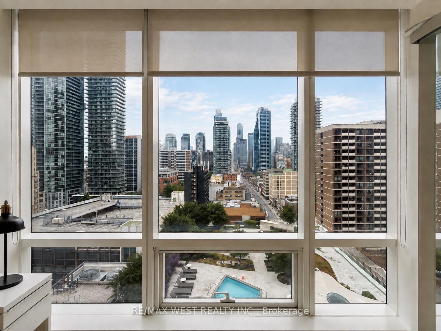 Photo 18 of Unit 1007, 1 Bloor Street E, Toronto, Church-Yonge Corridor — HOMEH