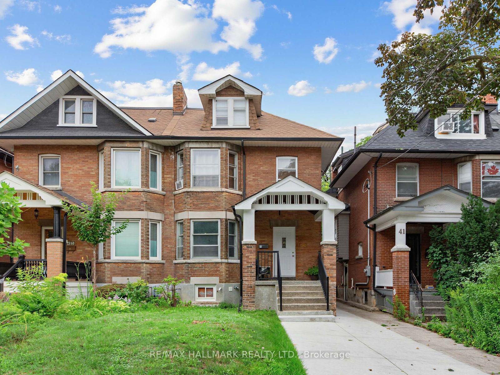 Photo 1 of Unit 3, 43 Highview Crescent, Toronto, Corso Italia-Davenport — HOMEH