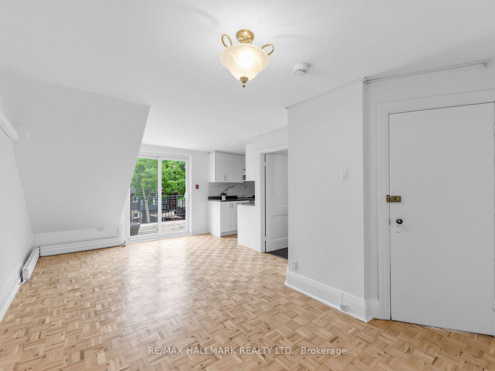 Photo 6 of Unit 3, 43 Highview Crescent, Toronto, Corso Italia-Davenport — HOMEH