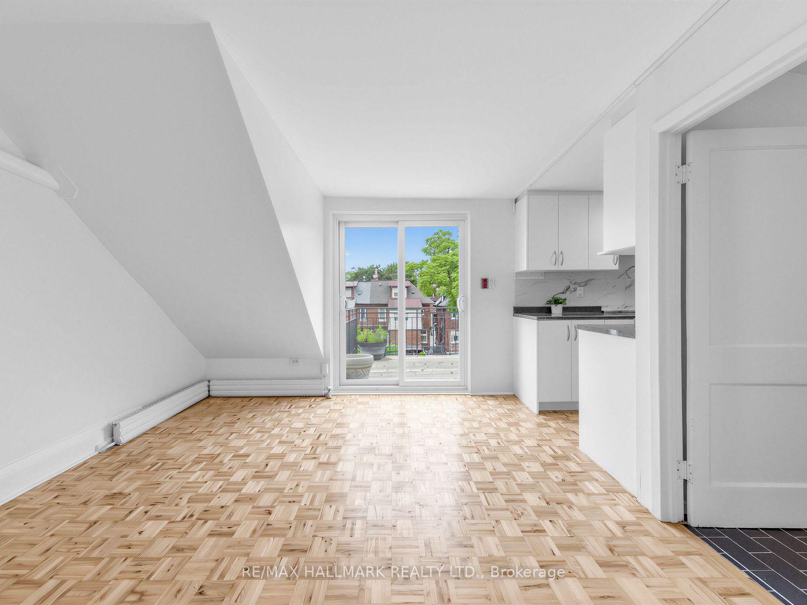 Photo 7 of Unit 3, 43 Highview Crescent, Toronto, Corso Italia-Davenport — HOMEH