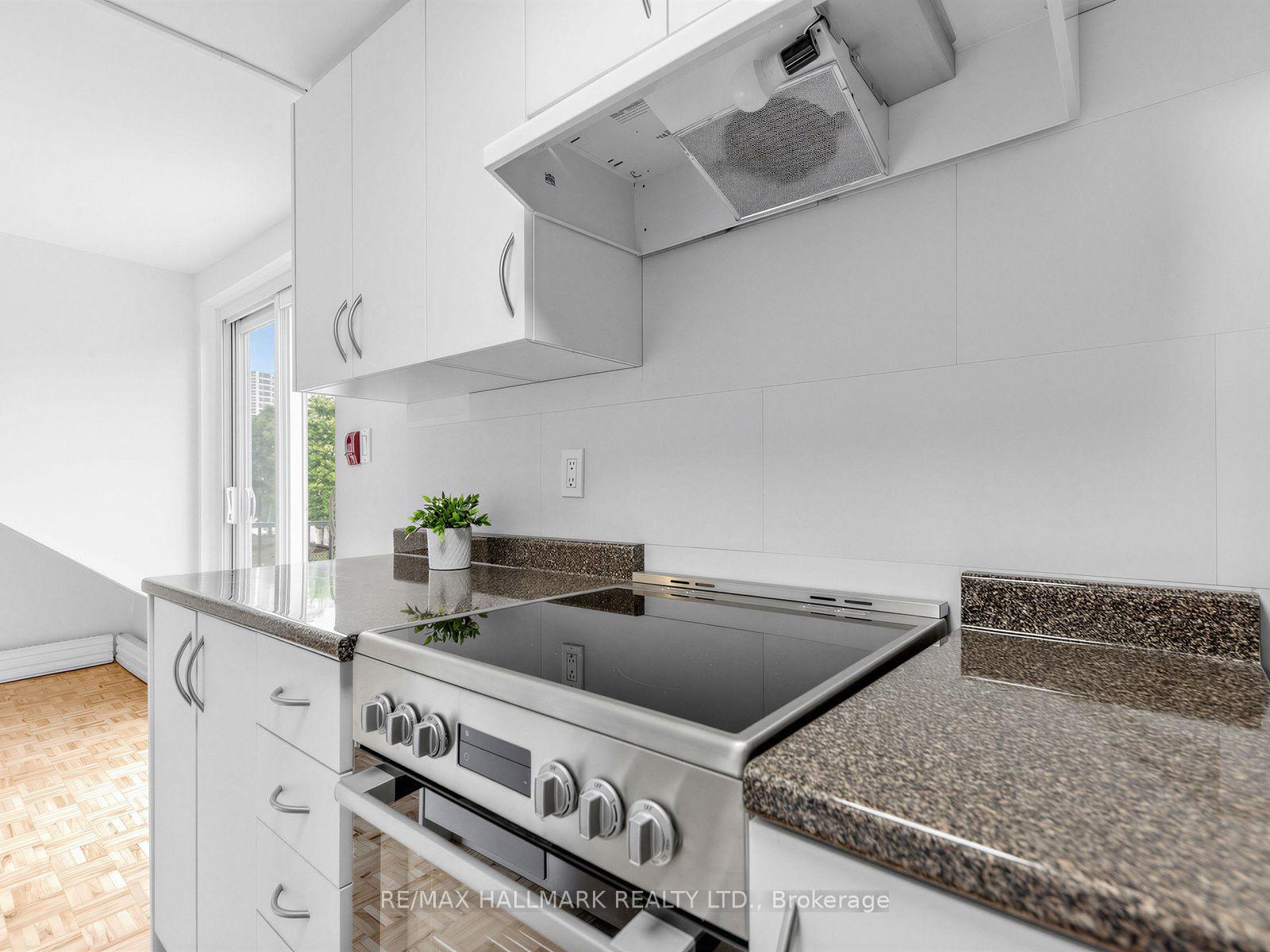 Photo 14 of Unit 3, 43 Highview Crescent, Toronto, Corso Italia-Davenport — HOMEH