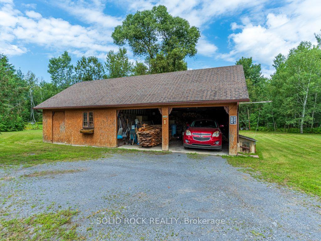 Photo 10 of 2048 500 Street W, The Nation, The Nation Municipality — HOMEH