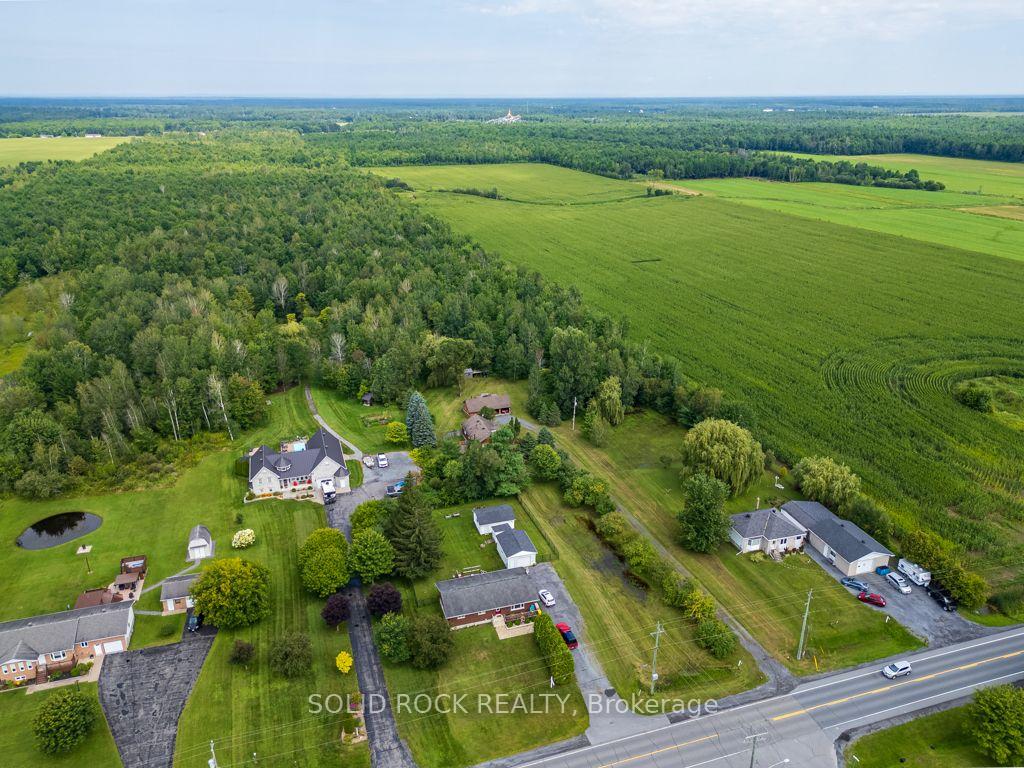 Photo 26 of 2048 500 Street W, The Nation, The Nation Municipality — HOMEH