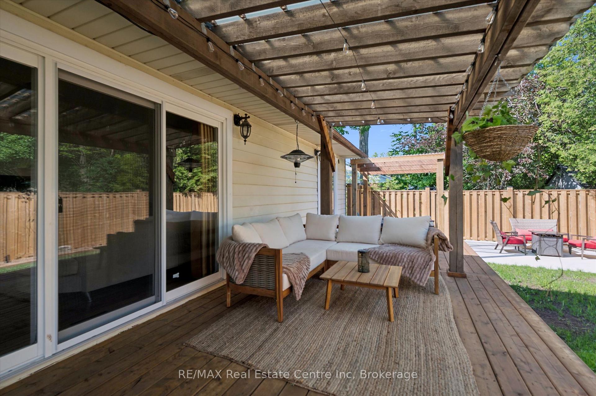 Photo 30 of 289 Garafraxa Street E, Centre Wellington, Fergus — HOMEH