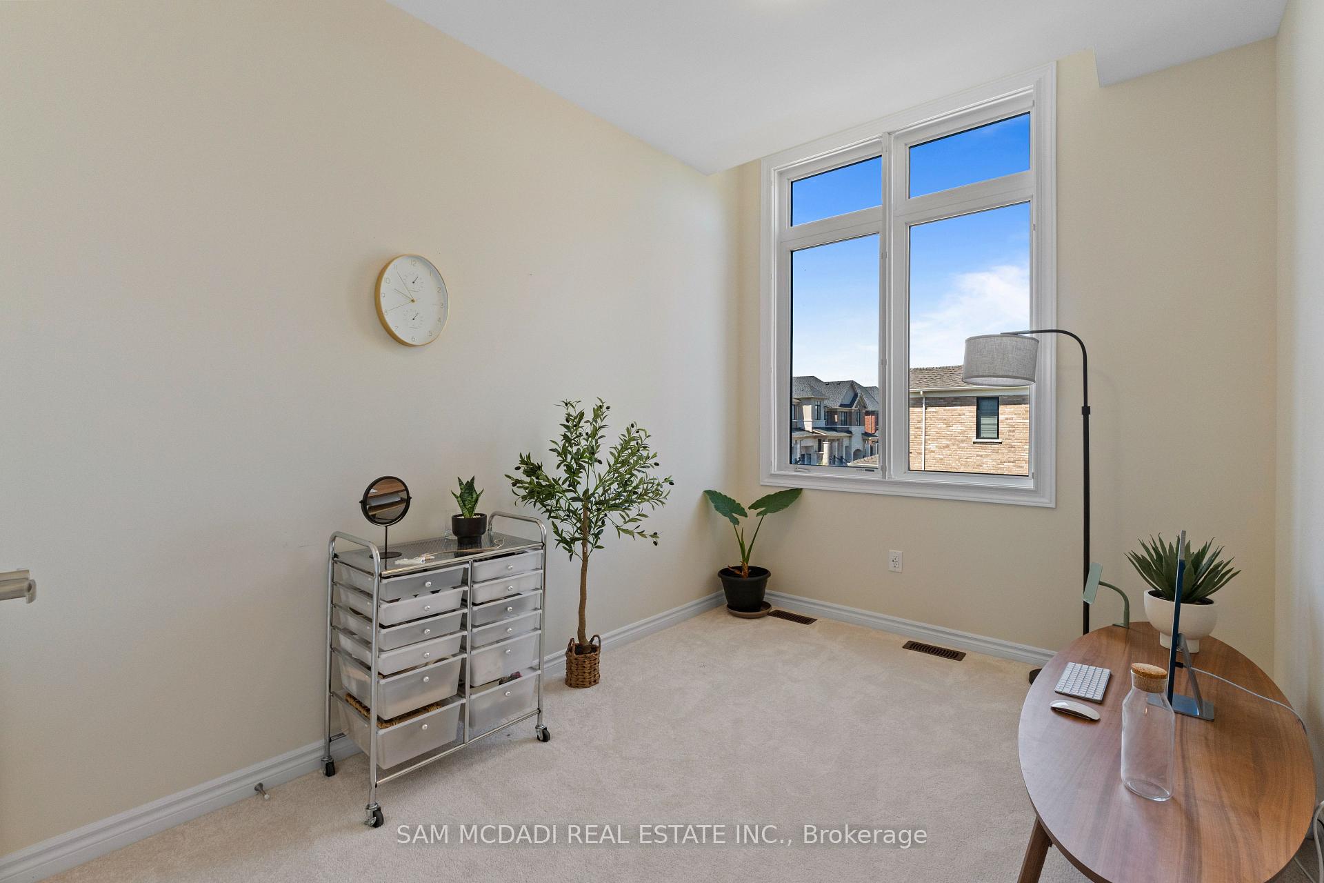 Photo 20 of 2076 Coppenwood Common, Burlington, Tyandaga — HOMEH