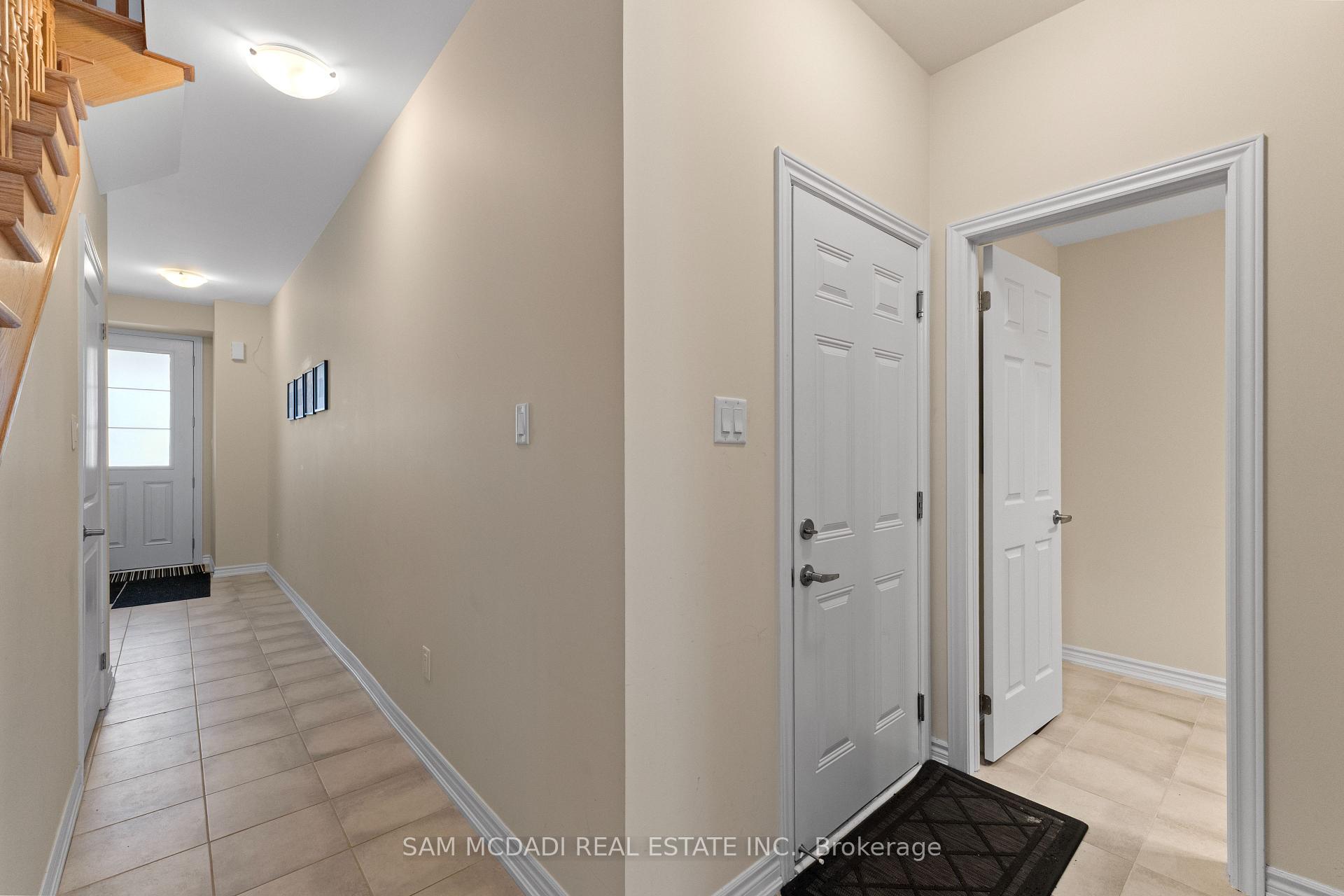 Photo 25 of 2076 Coppenwood Common, Burlington, Tyandaga — HOMEH