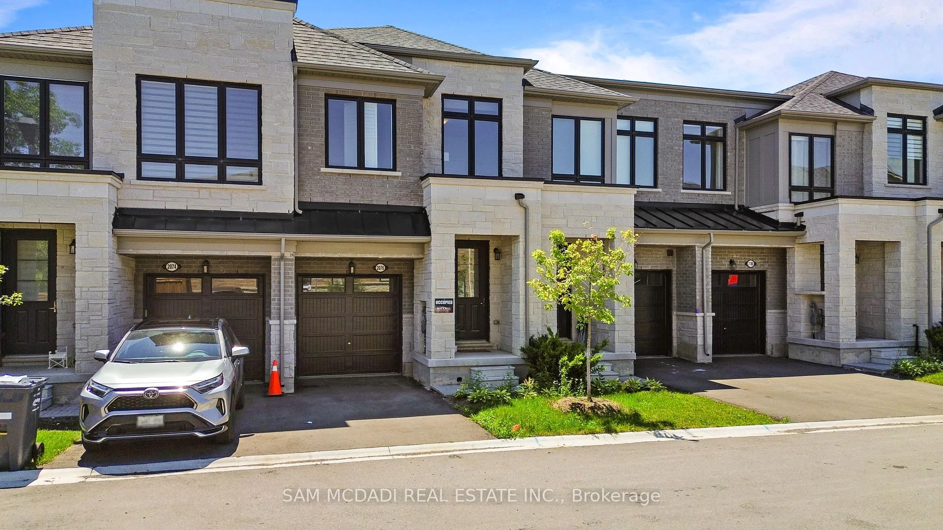 Photo 8 of 2076 Coppenwood Common, Burlington, Tyandaga — HOMEH