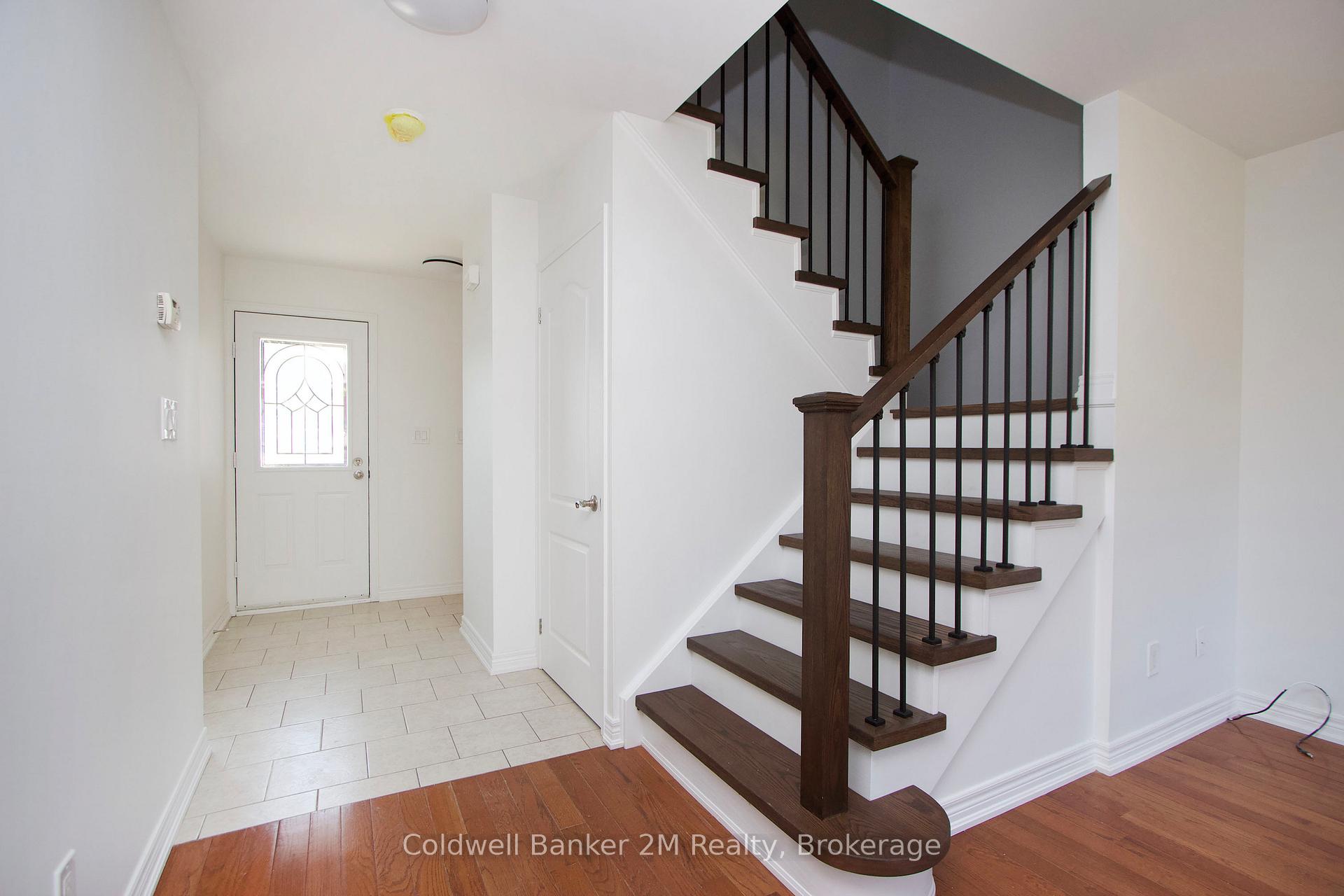 Photo 3 of 22 Fieldcrest Avenue, Clarington, Courtice — HOMEH