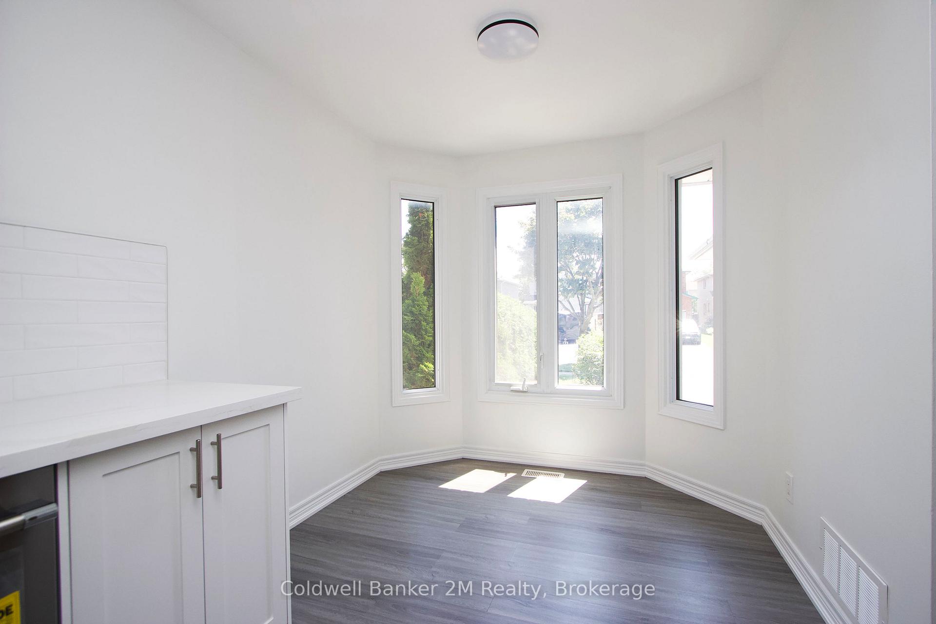 Photo 12 of 22 Fieldcrest Avenue, Clarington, Courtice — HOMEH