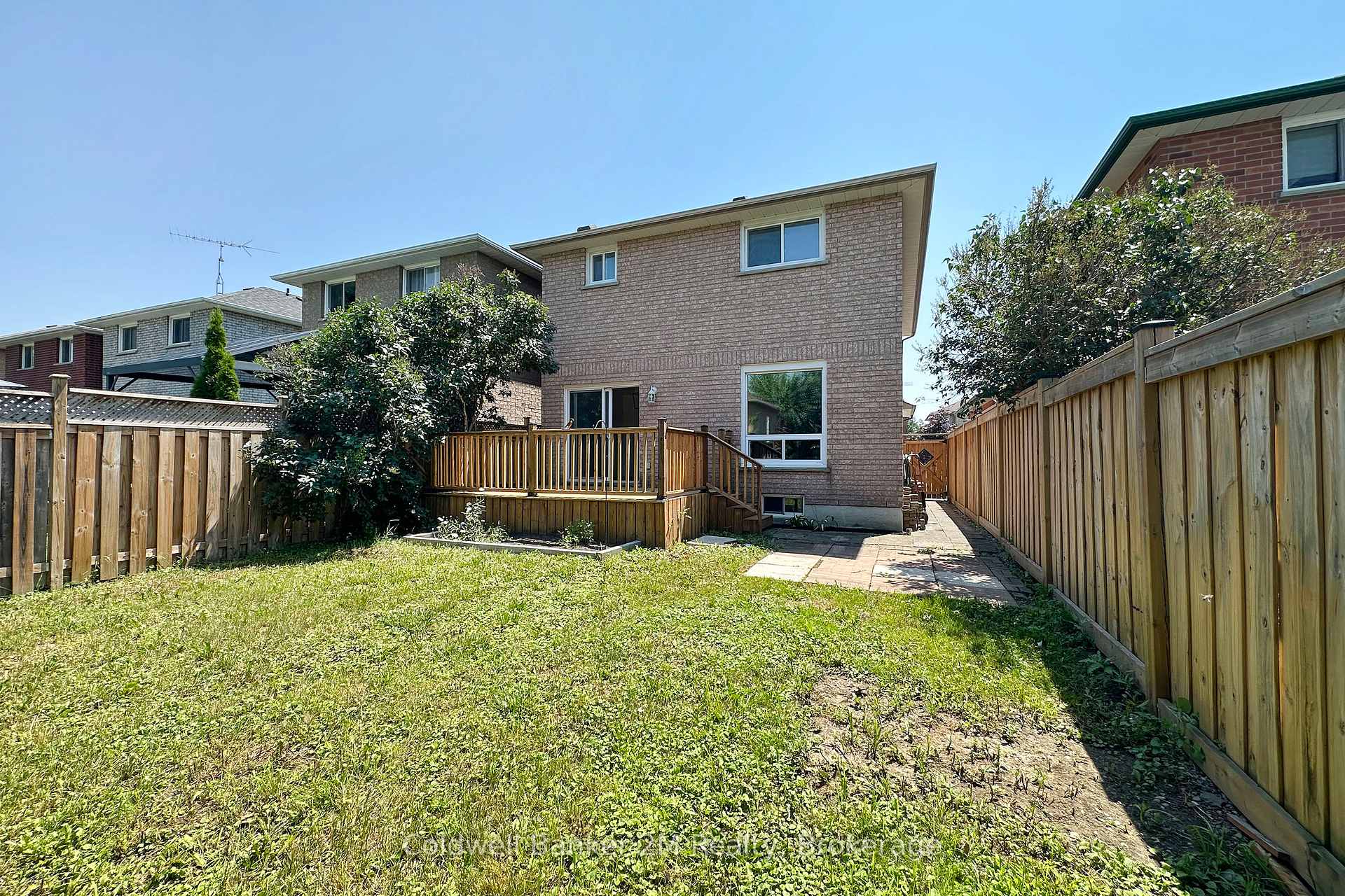 Photo 26 of 22 Fieldcrest Avenue, Clarington, Courtice — HOMEH
