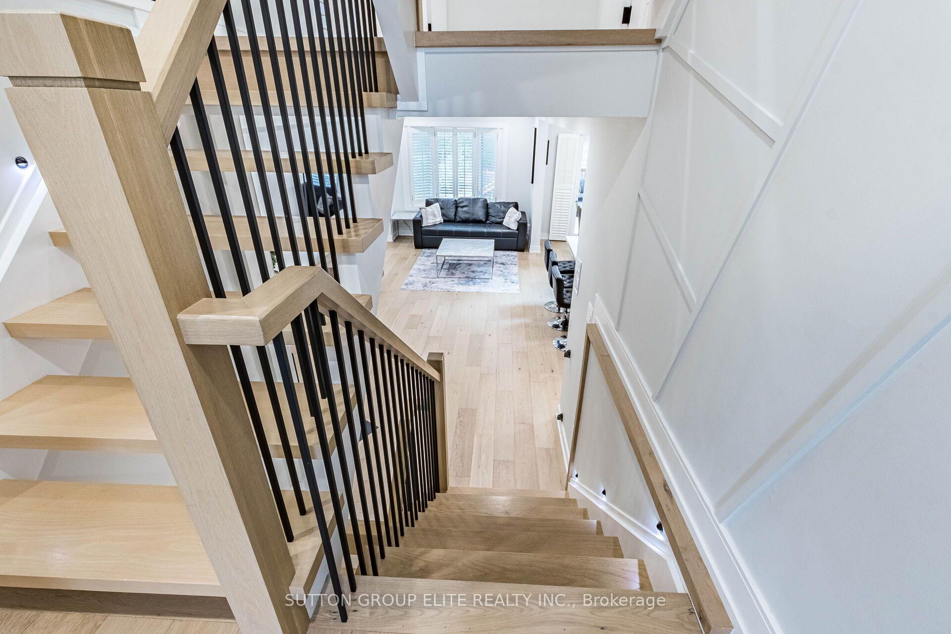 Photo 4 of 1009 Ibar Way, Mississauga, Lorne Park — HOMEH