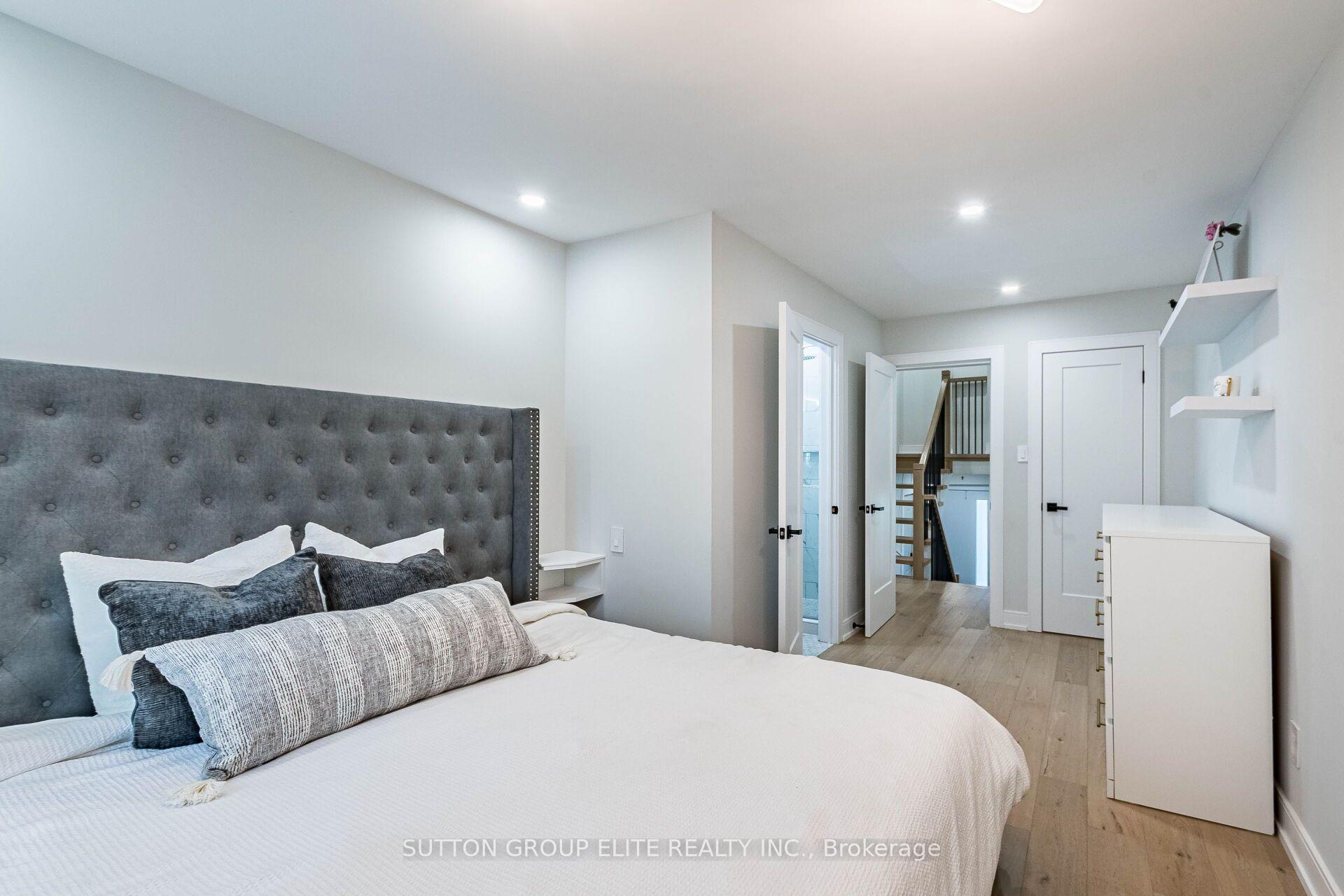 Photo 22 of 1009 Ibar Way, Mississauga, Lorne Park — HOMEH