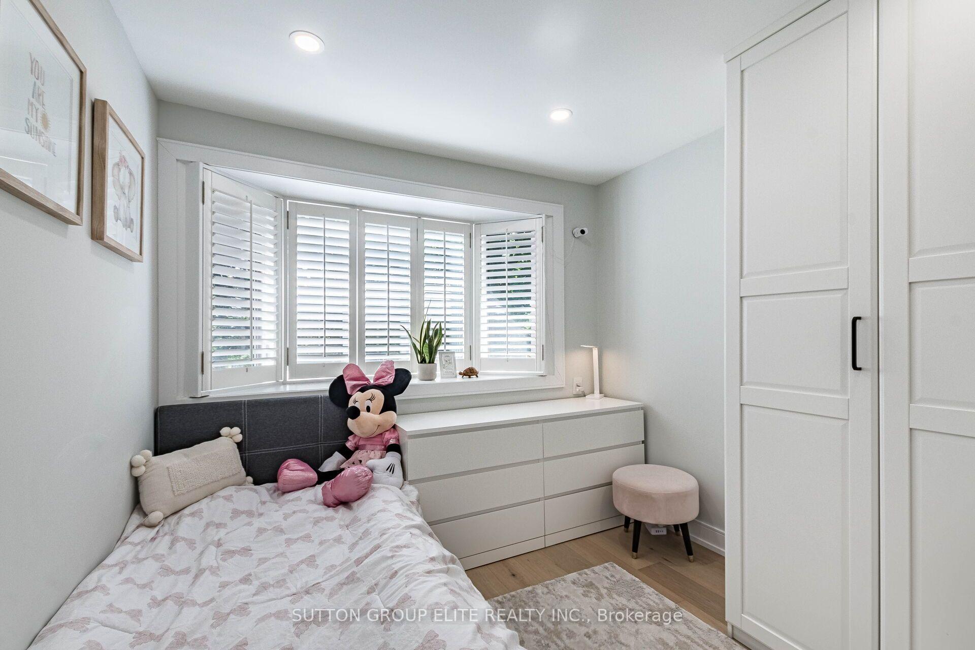Photo 26 of 1009 Ibar Way, Mississauga, Lorne Park — HOMEH