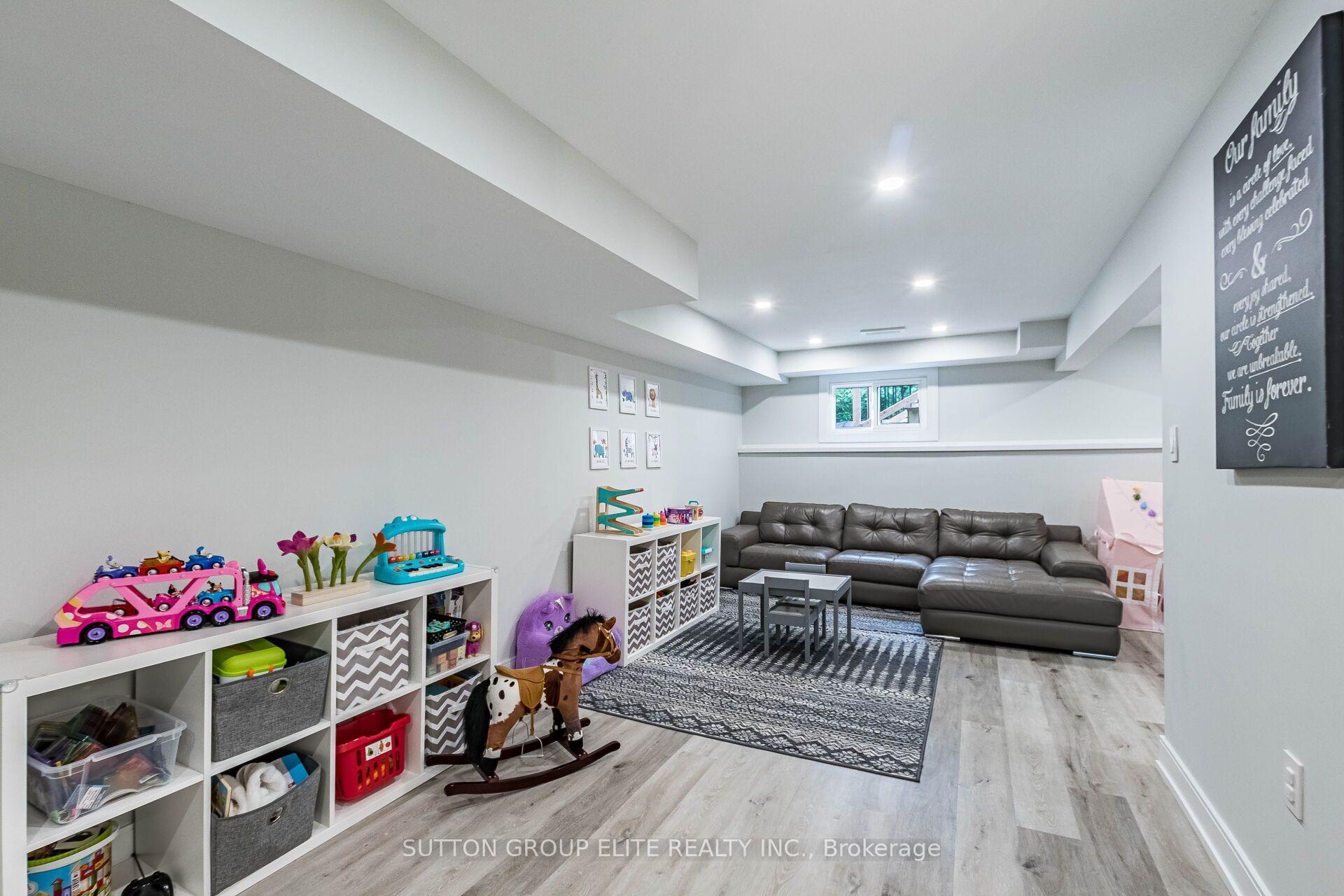Photo 34 of 1009 Ibar Way, Mississauga, Lorne Park — HOMEH