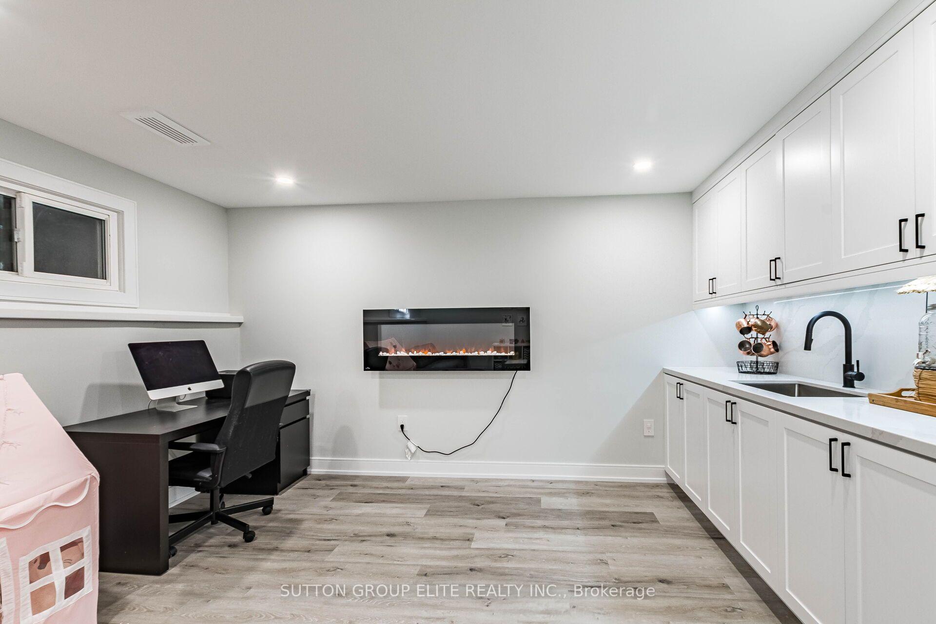 Photo 37 of 1009 Ibar Way, Mississauga, Lorne Park — HOMEH