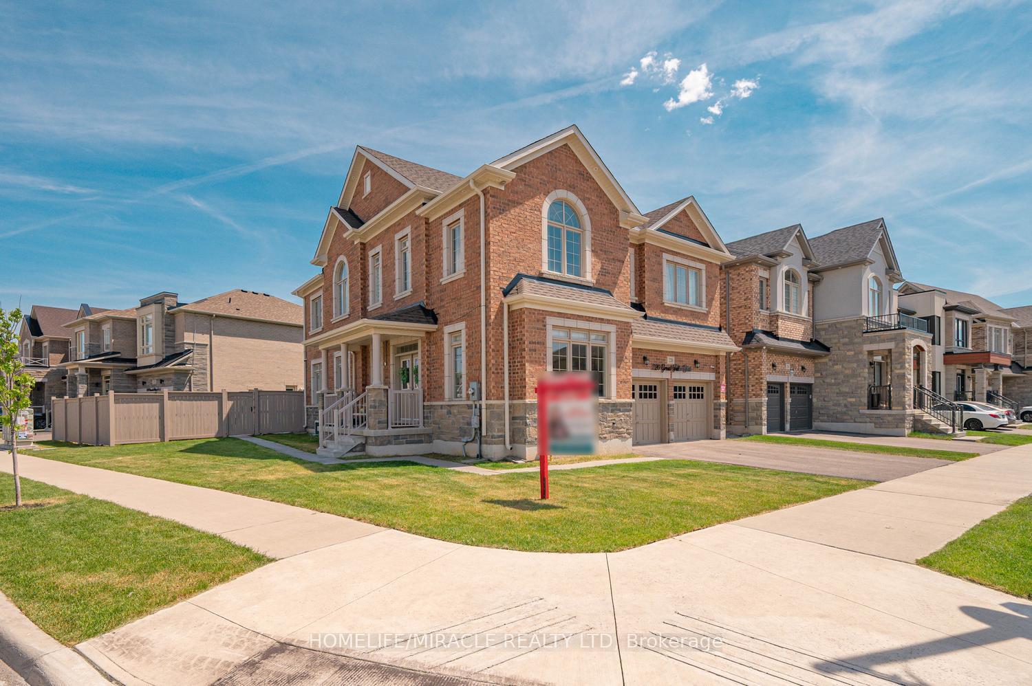 Front of 220 Great Falls Boulevard