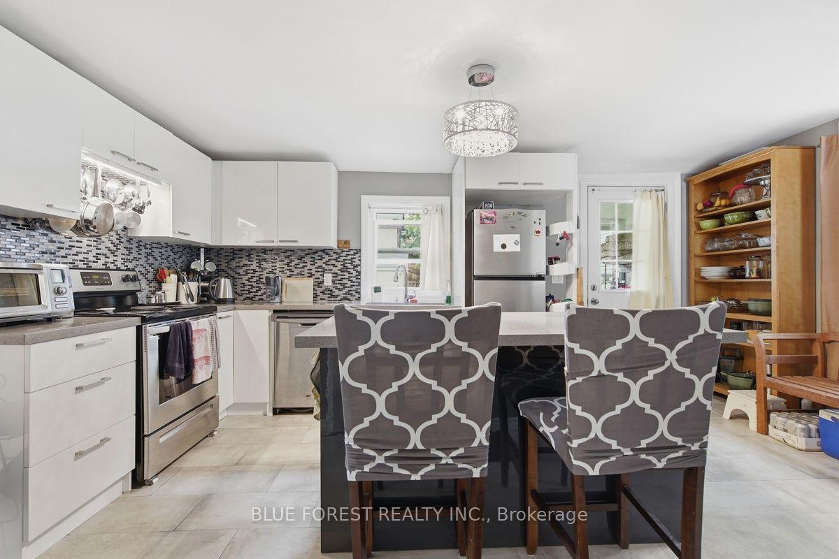 Photo 16 of 21 Isabel Street, St. Thomas — HOMEH
