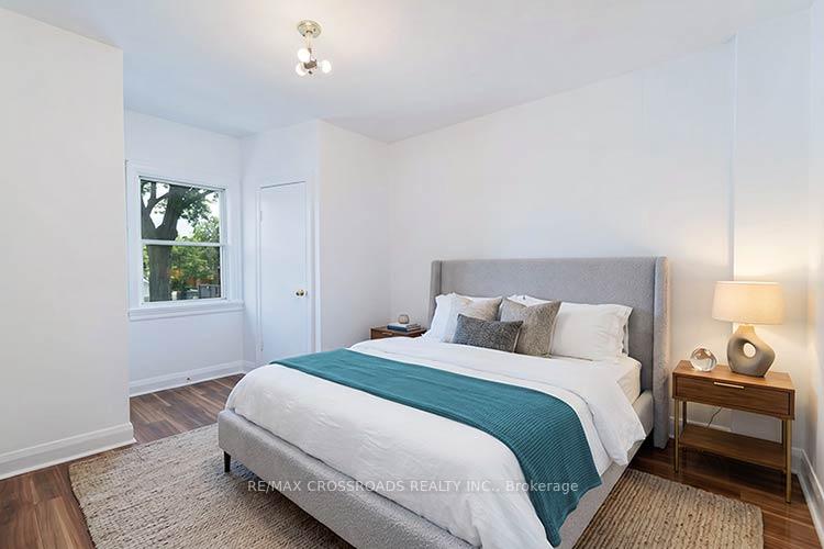 Photo 16 of 65 Manitoba Street, Etobicoke, Mimico — HOMEH