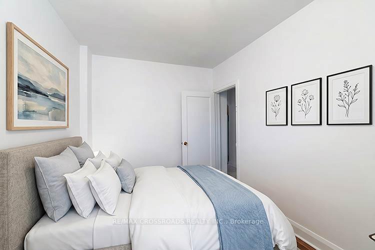 Photo 17 of 65 Manitoba Street, Etobicoke, Mimico — HOMEH