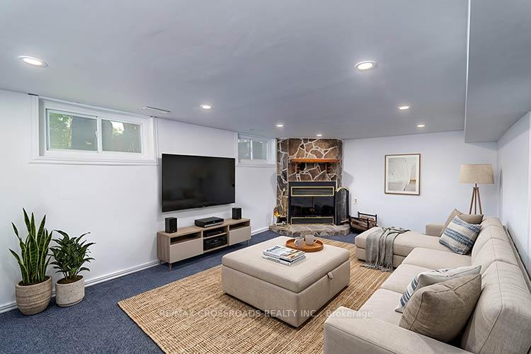 Photo 22 of 65 Manitoba Street, Etobicoke, Mimico — HOMEH