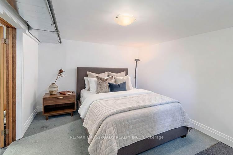 Photo 24 of 65 Manitoba Street, Etobicoke, Mimico — HOMEH