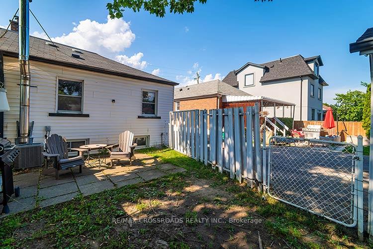 Photo 31 of 65 Manitoba Street, Etobicoke, Mimico — HOMEH