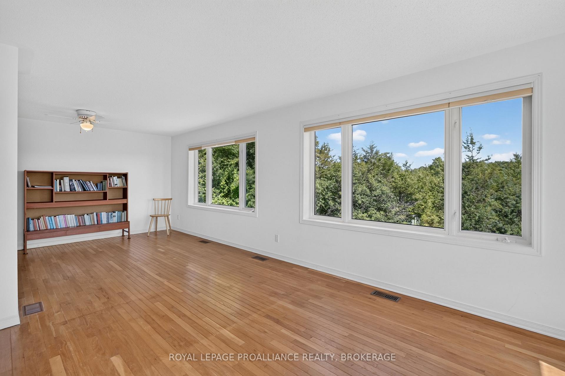 Photo 12 of 5267 Holmes Road, Frontenac, Frontenac South — HOMEH