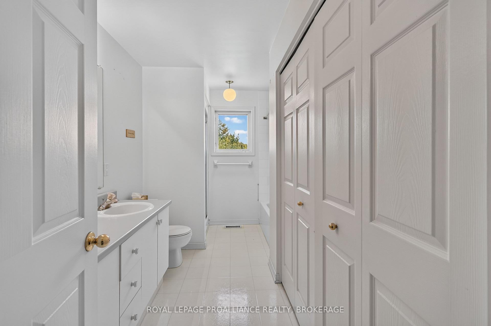 Photo 16 of 5267 Holmes Road, Frontenac, Frontenac South — HOMEH