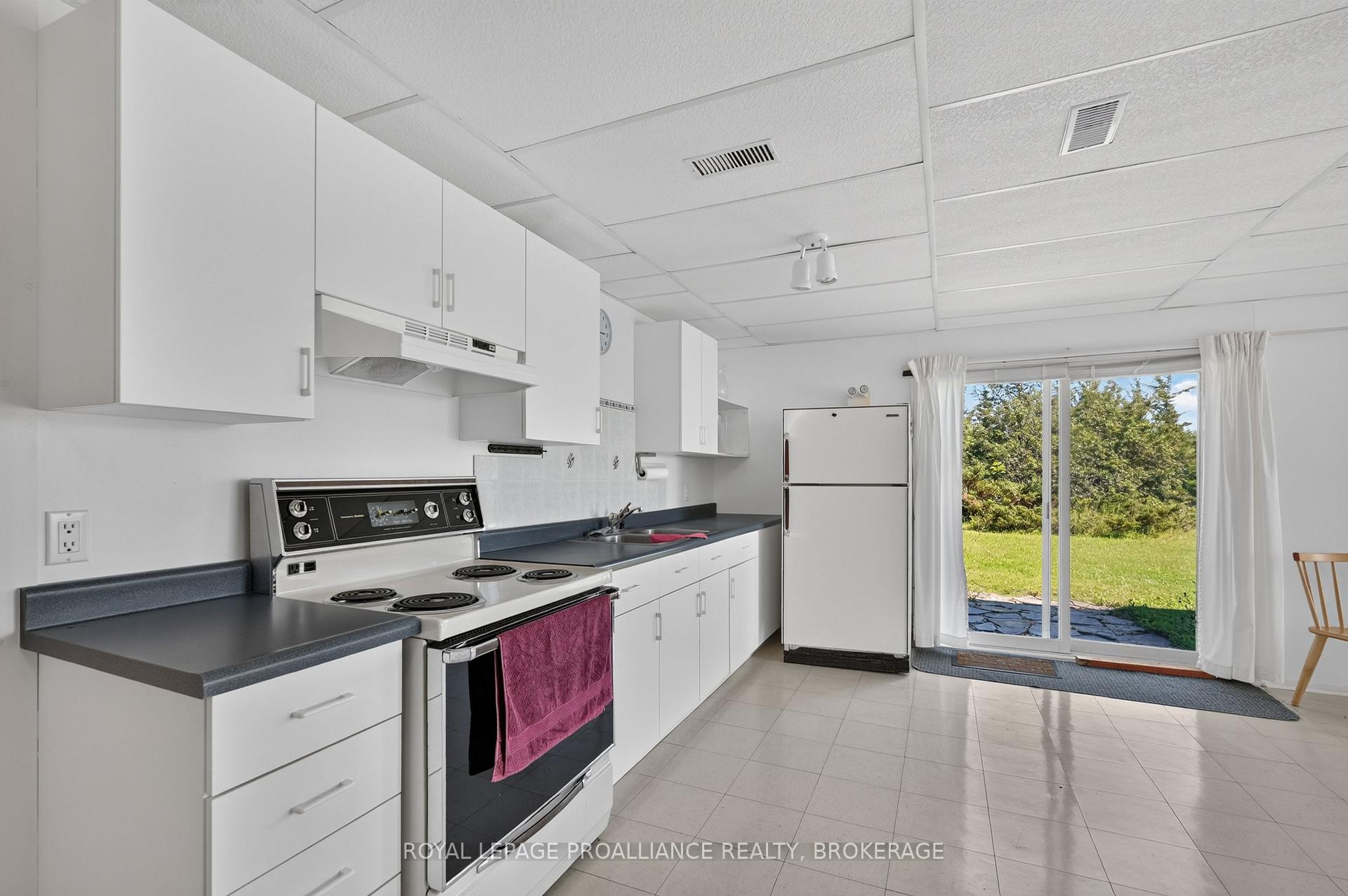 Photo 26 of 5267 Holmes Road, Frontenac, Frontenac South — HOMEH