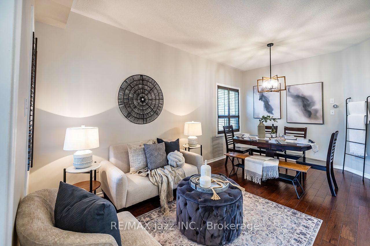 Photo 6 of 458 Longworth Avenue, Clarington, Bowmanville — HOMEH