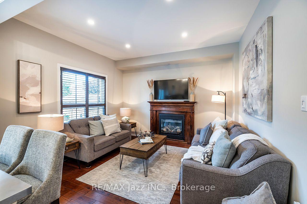 Photo 9 of 458 Longworth Avenue, Clarington, Bowmanville — HOMEH