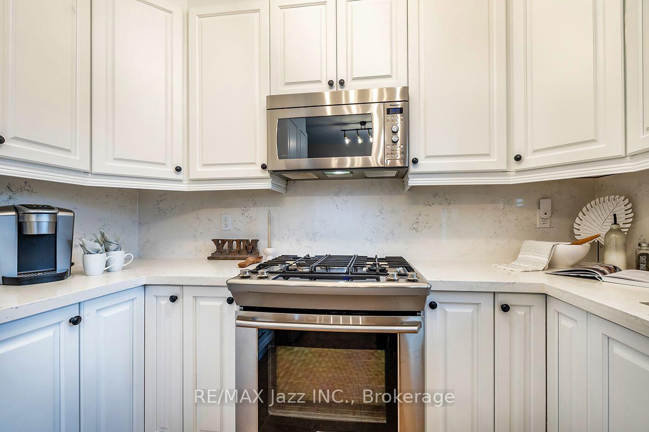 Photo 11 of 458 Longworth Avenue, Clarington, Bowmanville — HOMEH