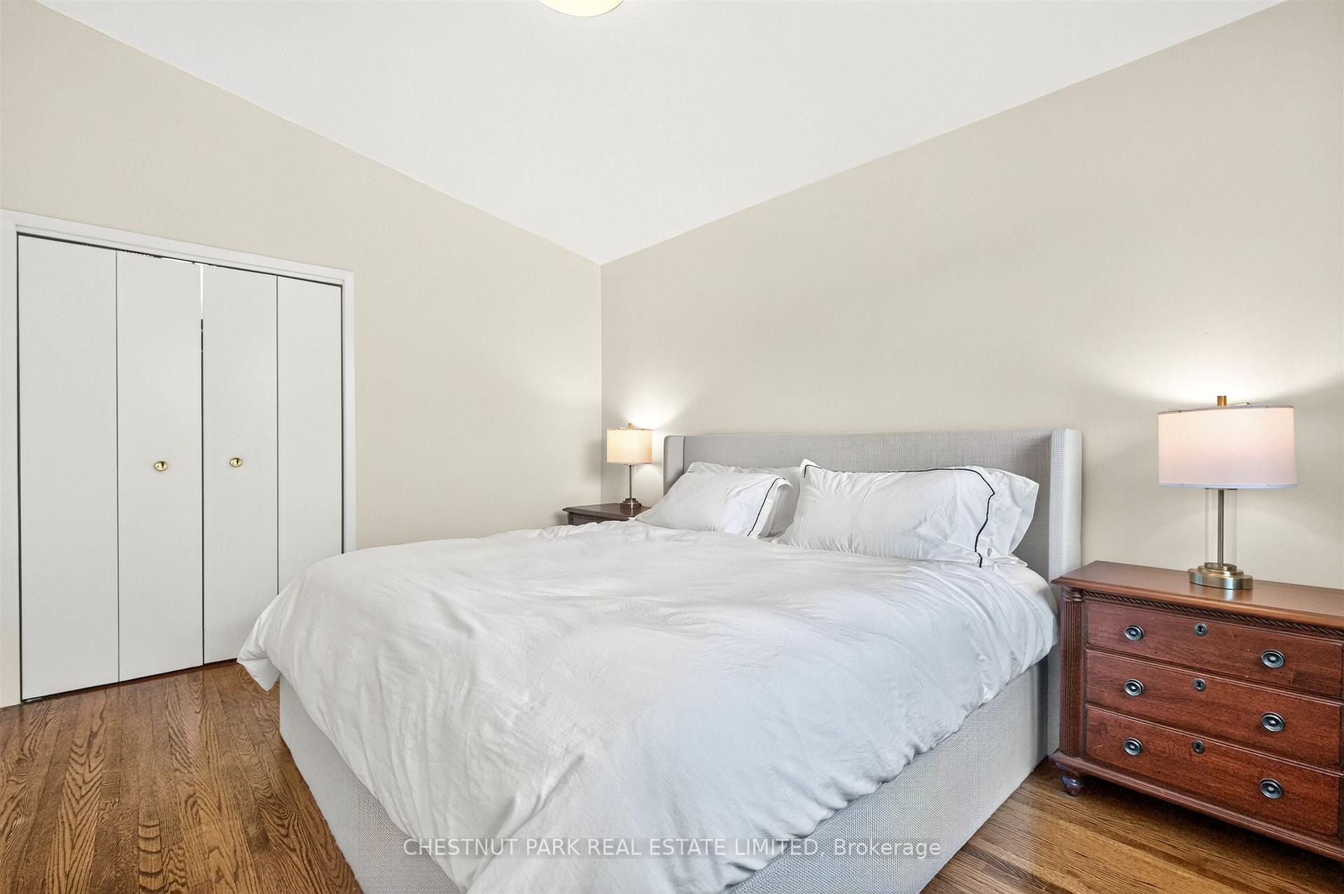Photo 19 of 35 Birchard Street, Scarborough, Tam O'Shanter-Sullivan — HOMEH