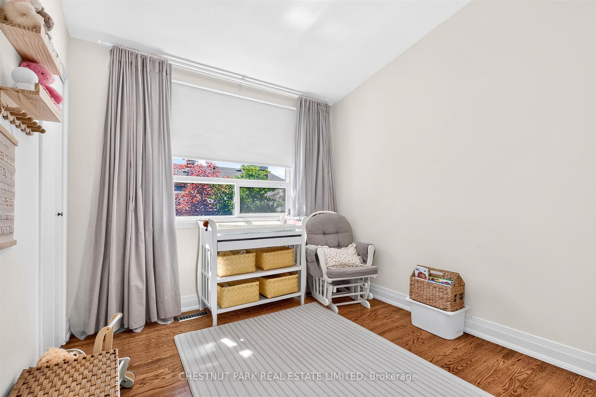 Photo 21 of 35 Birchard Street, Scarborough, Tam O'Shanter-Sullivan — HOMEH