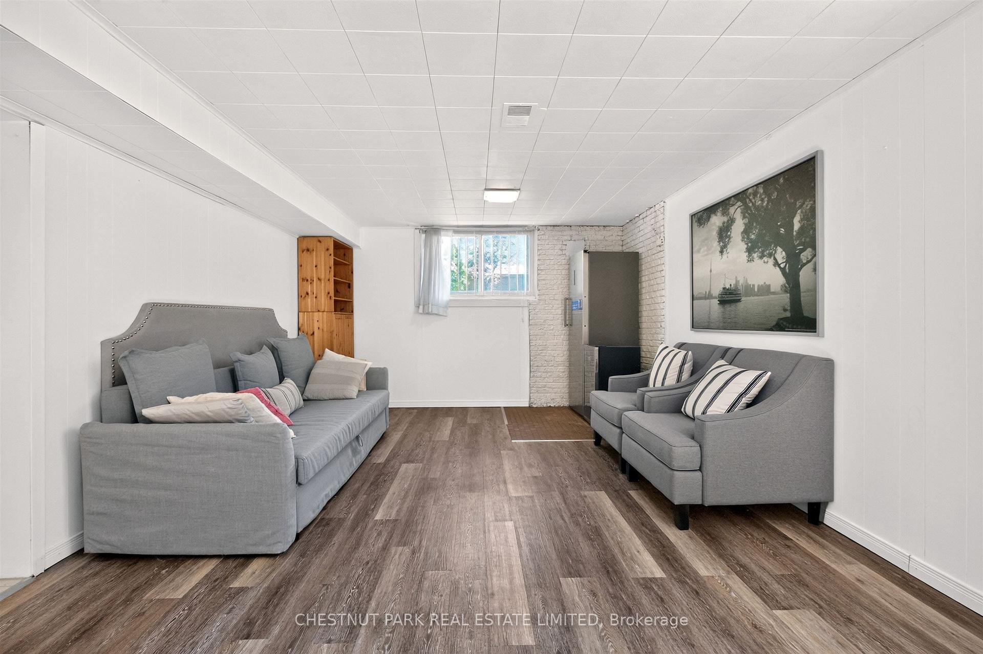 Photo 25 of 35 Birchard Street, Scarborough, Tam O'Shanter-Sullivan — HOMEH