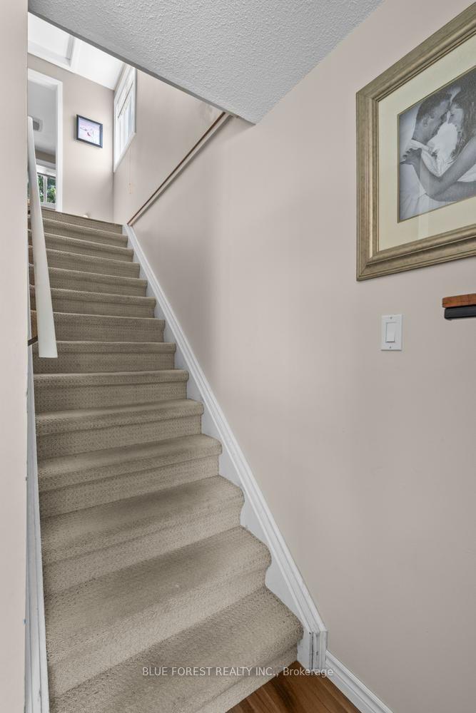 Photo 17 of 48 Rosamond Crescent, London, South X — HOMEH