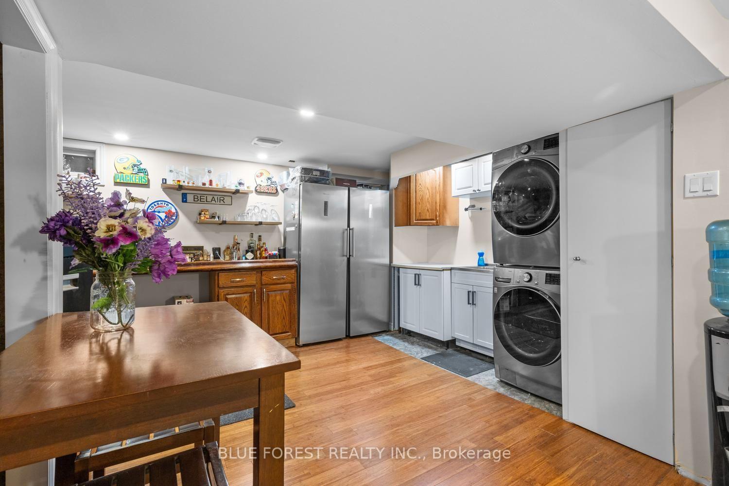 Photo 29 of 48 Rosamond Crescent, London, South X — HOMEH