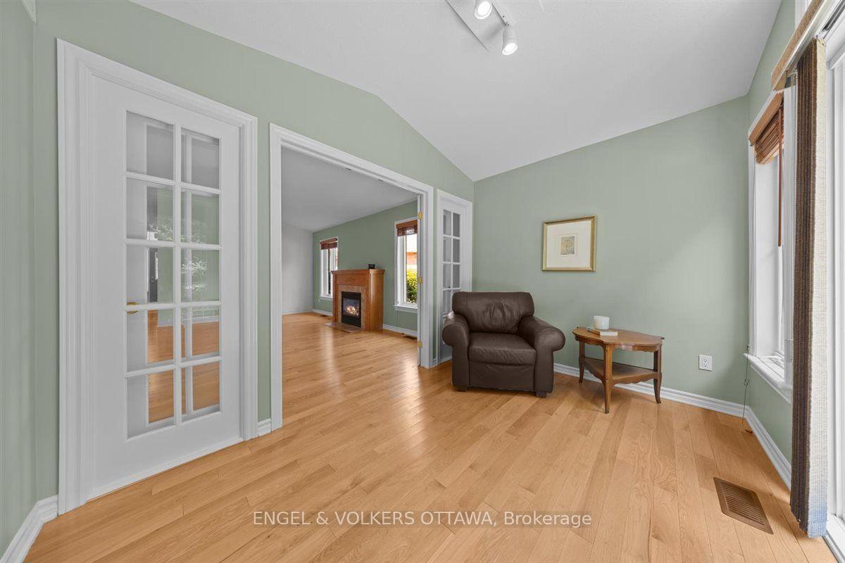 Photo 19 of 50 Nighthawk Crescent, Ottawa, Kanata - Bridlewood — HOMEH