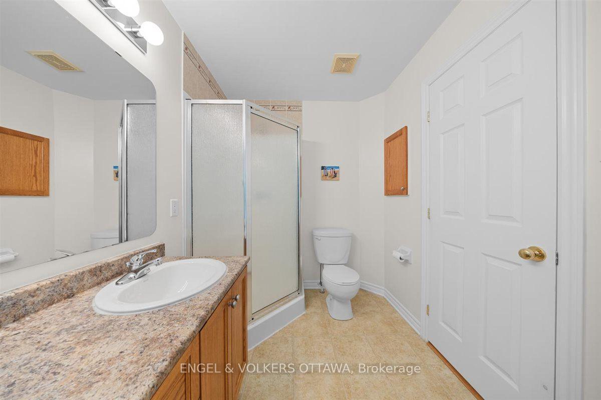 Photo 25 of 50 Nighthawk Crescent, Ottawa, Kanata - Bridlewood — HOMEH