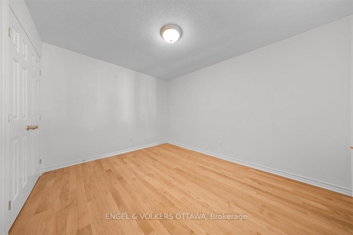 Photo 27 of 50 Nighthawk Crescent, Ottawa, Kanata - Bridlewood — HOMEH