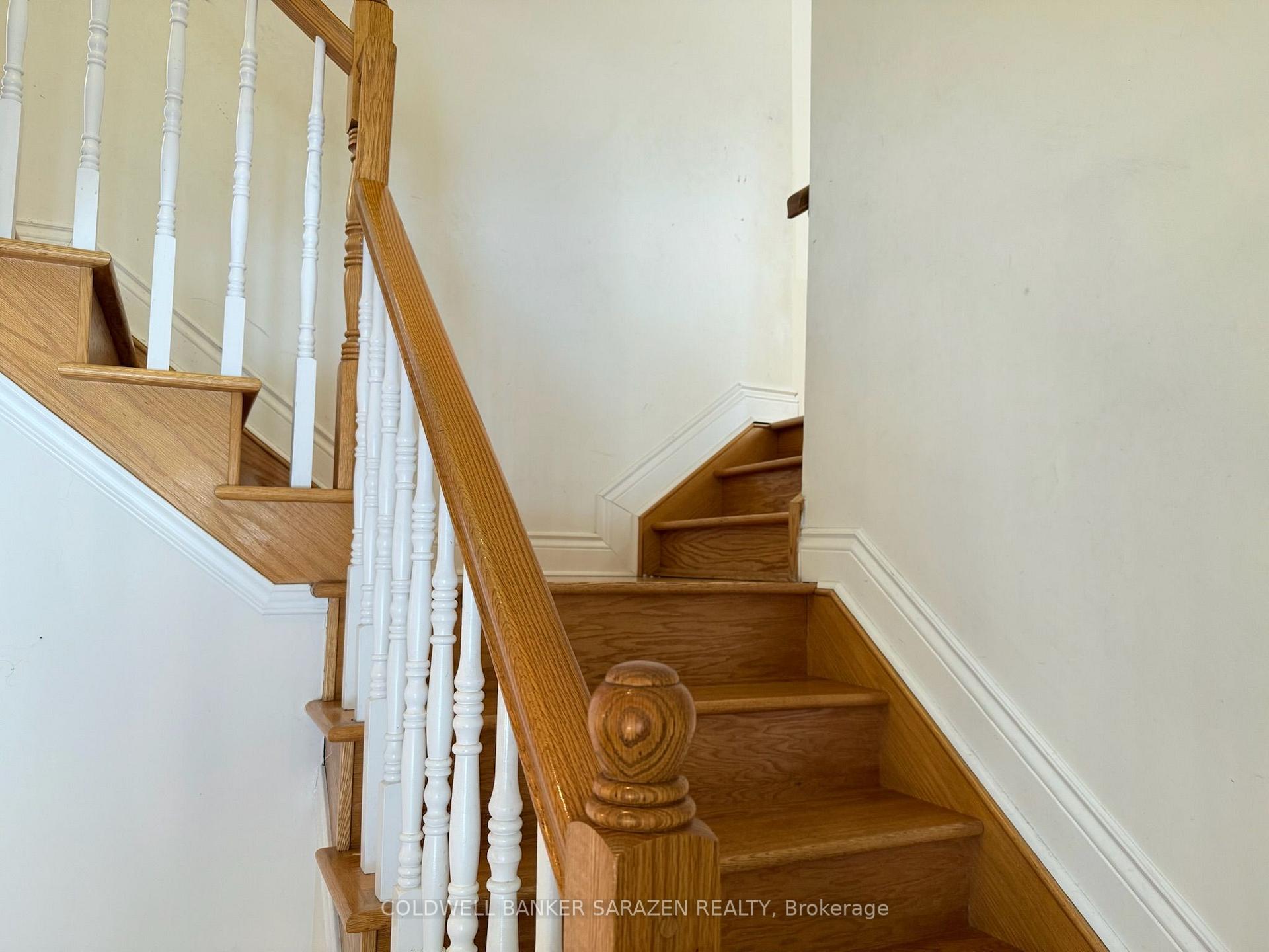 Photo 16 of 20 Whithorn Avenue, Ottawa, Kanata - Morgan's Grant/South March — HOMEH