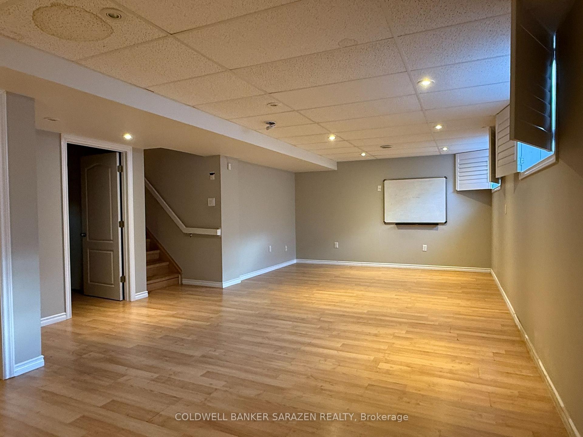 Photo 34 of 20 Whithorn Avenue, Ottawa, Kanata - Morgan's Grant/South March — HOMEH
